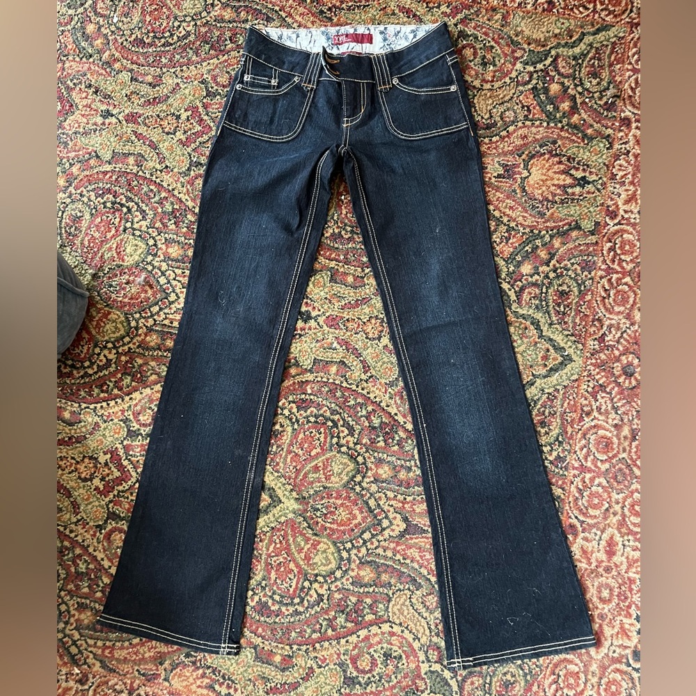 Brand new/no tags but never worn
YMI jeans. Excellent condition
Juniors size 3